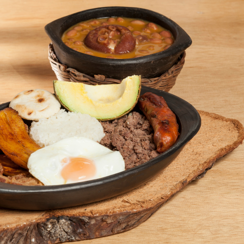 Bandeja Paisa (Especial de Viernes)