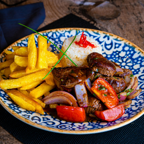 Lomo Saltado