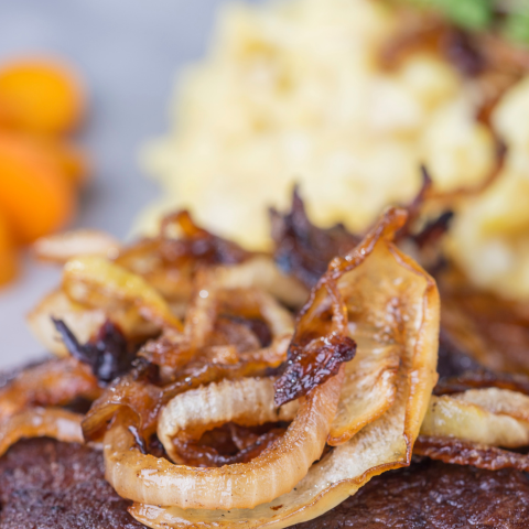 Carne Asada (Encebollada)