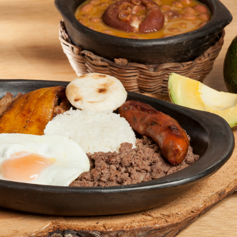 Bandeja Paisa (Especial de Viernes)